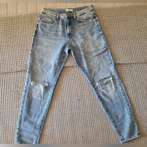 🥀💐🏵3/25 Forever 21 Blue Mom Jeans Size 26